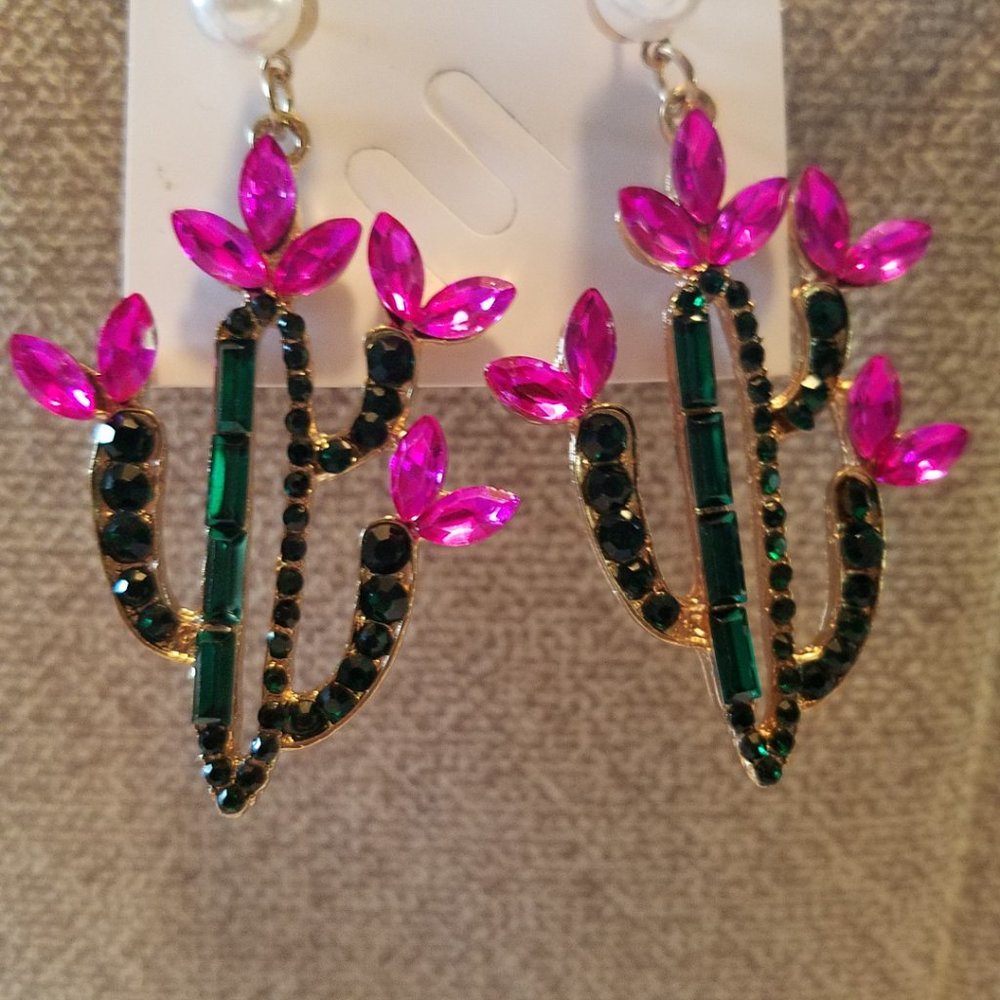 COPY - Betsey Johnson Rhinestone Cactus Earrings - NWT - Picture 2 of 5
